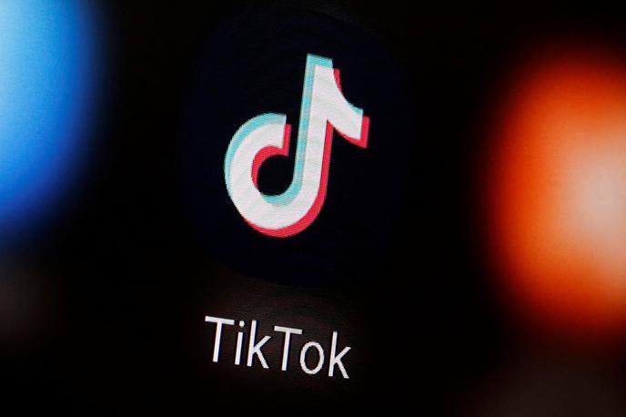 TikTok | TikTok ima po svetu že okoli milijardo uporabnikov. | Foto Reuters