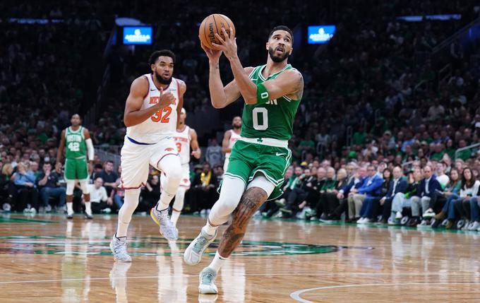 Jayson Tatum je vpisal 37 točk in deset podaj. | Foto: Reuters