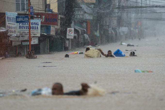 tajfun na v JV Aziji | Foto: Reuters