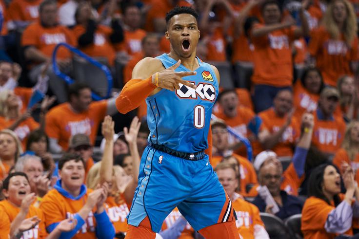 Russell Westbrook je v ligi NBA vrsto let blestel pri Oklahoma City Thunder, po skromnih predstavah pri LA Clippers pa bo v novi sezoni nosil dres Denverja. | Foto: Getty Images