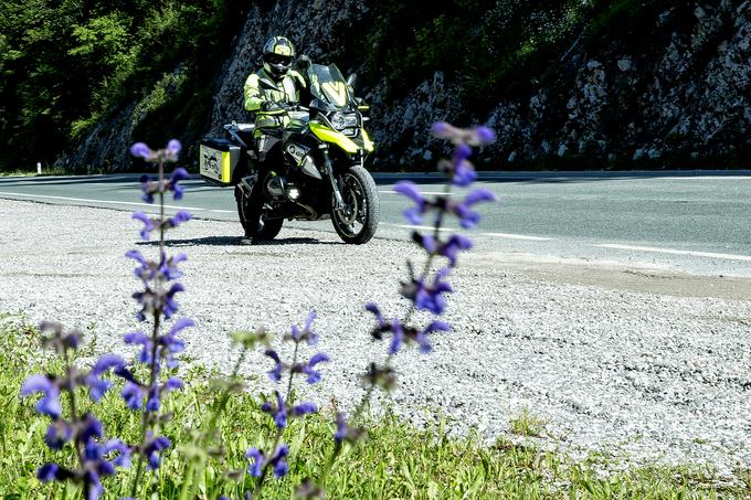 "Najpogostejša napaka je, ko voznik motorja preceni svoje sposobnosti in zaradi prevelike hitrosti zdrvi v smrt." | Foto: Ana Kovač