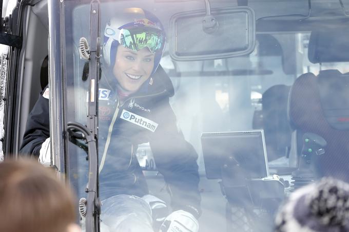Lindsey Vonn se je po petkovem grdem padcu vrnila v karavano. | Foto: Getty Images