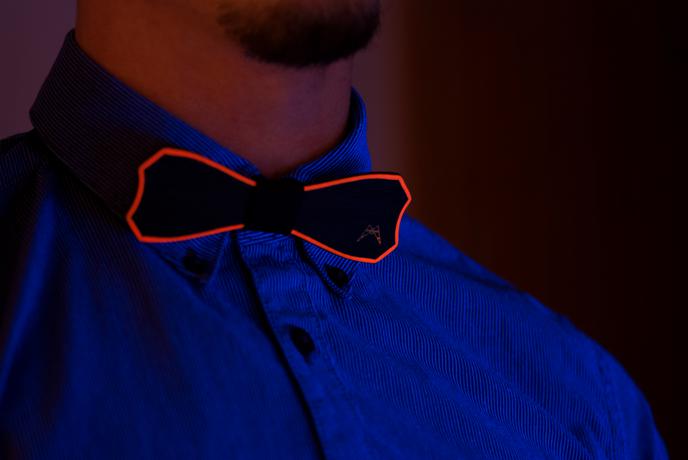 Slovenci na Kickstarter s svetlečim metuljčkom