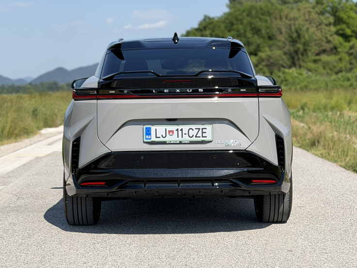 Lexus RZ | Foto: Gregor Pavšič