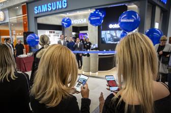 Prvi Samsung center v Sloveniji