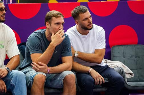 Posebna čast za Aleksa Vlaha na Eurobasketu #video