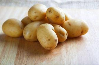 Brezmesni ponedeljek: Mladi krompirček, večna uspešnica