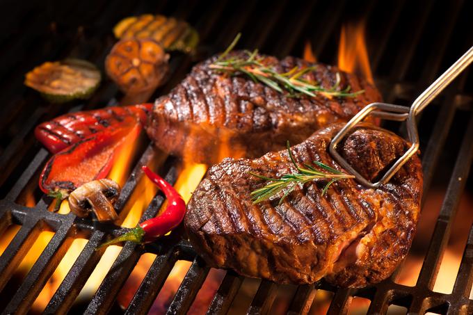 steak, žar, meso, piknik | Foto: Shutterstock