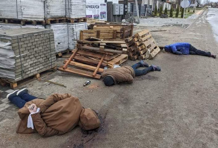 Masaker v Buči je šokiral svetovno javnost. | Foto: Twitter/Daily Loud