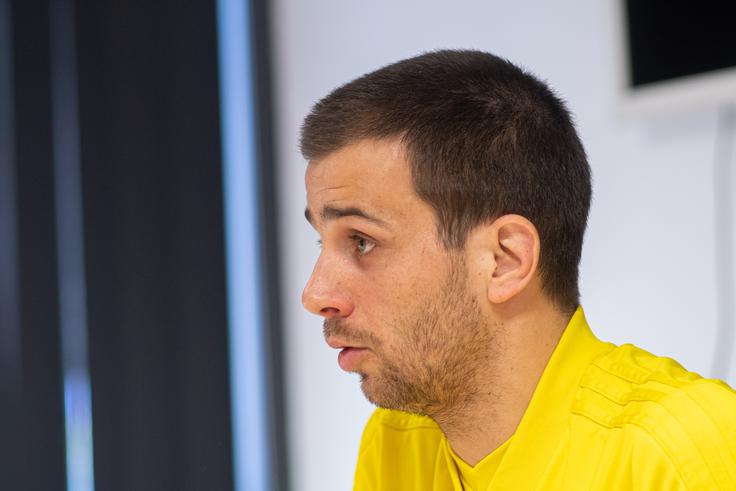 "Nimamo kulture obiskovanja nogometnih tekem in to je to. Najraje smo tisto, kar je rekel Zorman. Kavč selektorji." | Foto: Matjaž Vertuš