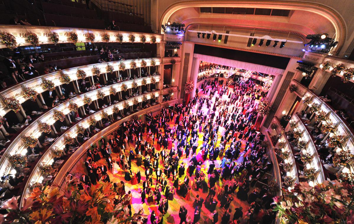operni ples, Dunaj | Dunajski državni operni ples vedno ustvari dobiček, ki preseže milijon evrov. | Foto Getty Images