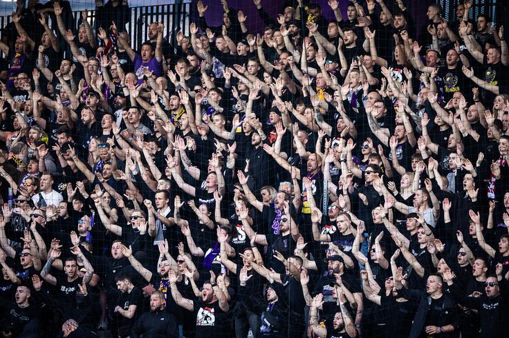 Viole bodo nedeljski večni derbi z Olimpijo spremljale že tradicionalno na južni tribuni Ljudskega vrta. | Foto: Jure Banfi/alesfevzer.com