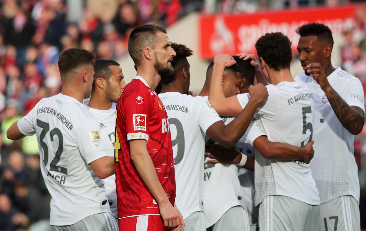 Bayern Munchen | Bayern München je pri Kölnu že v 12. minuti vodil s 3:0, na koncu pa zmagal s 4:1. | Foto Reuters
