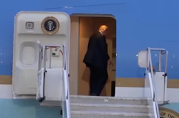 Trump se je ustrašil in na skrivaj pobegnil iz Turčije #vŽivo