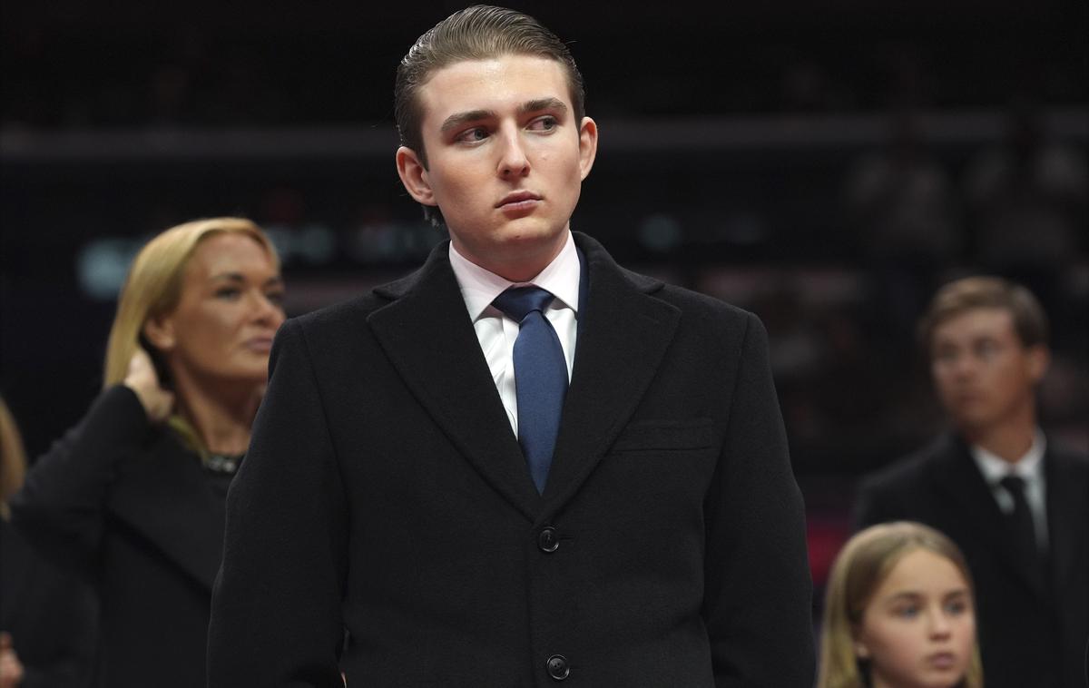 Barron Trump | Forbes ugiba, da je Barron zaslužil okrog 40 milijonov dolarjev (34,69 milijona evrov), po plačilu davkov pa naj bi mu ostalo 25 milijonov dolarjev (21,68 milijona evrov). | Foto Reuters
