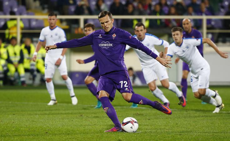 Josip Iličić je v dresu Fiorentine dosegel prvi zadetek v sezoni. Prej je tresel le vratnice in prečke. Eno proti AC Milanu, kar dve proti Bologni in tudi eno proti Liberecu. | Foto: Reuters