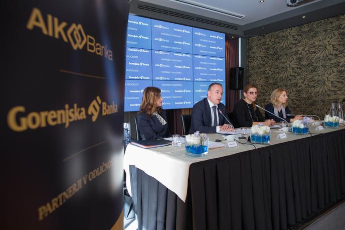 Novinarska konferenca o povezovanju AIK in Gorenjske banke