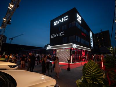 Tokrat BAIC – nov kitajski salon v Ljubljani, tržni delež se letos bliža 15 odstotkom