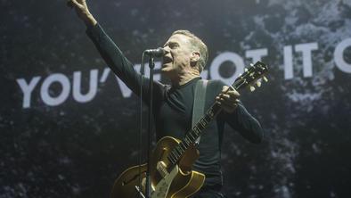 Bryan Adams: Nocoj bom v hotelski postelji razmišljal o vas