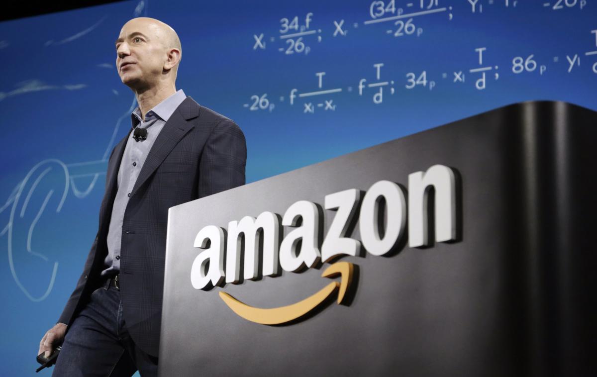 Amazon, Jeff Bezos | Šef Amazona Jeff Bezos po oceni revije Forbes velja za najbogatejšega človeka na svetu. | Foto Reuters