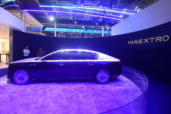 Kitajski odgovor za Rolls-Royce in Maybach, cena krepko pod 200 tisočaki #foto