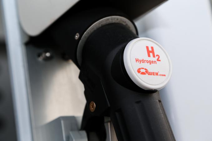 Pri elektrolizi vodika bo pomembna uporaba elektrike iz obnovljivih virov. | Foto: Hyundai