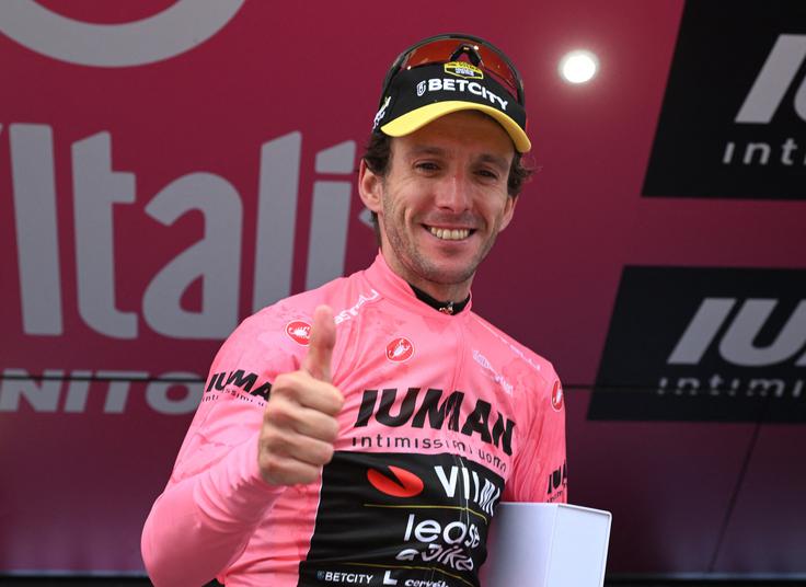 Simon Yates je letos zmagal na Dirki po Italiji. | Foto: Reuters