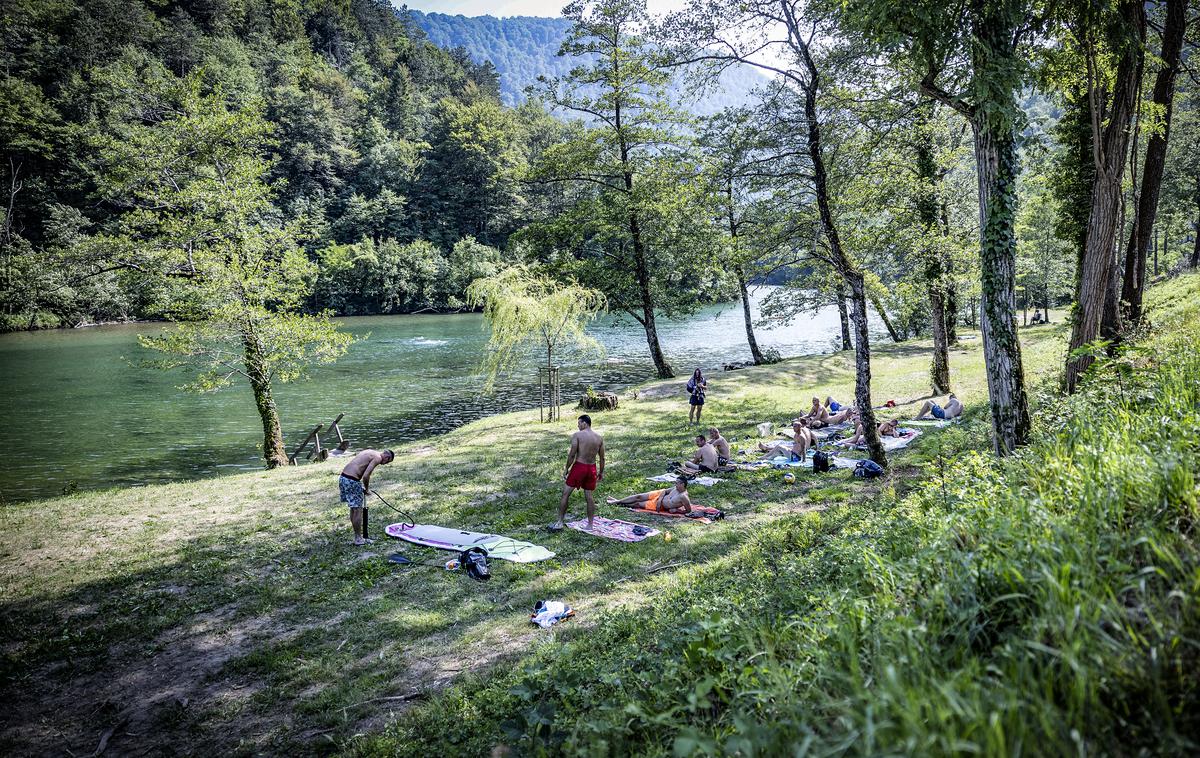 Terapevtska skupnost Tav pri Sveti Družini | Tridnevno letovanje uporabnikov komune skupnost Srečanje v Starem trgu ob Kolpi.  | Foto Ana Kovač