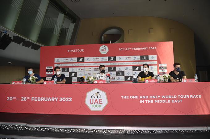 Novinarska konferenca pred začetkom Dirke po Združenih arabskih emiratih.  | Foto: UAE Tour