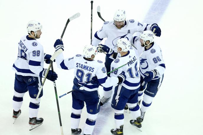 Tampa Bay Lightning | Tampa Bay je povedla v finalu Vzhoda. | Foto Reuters