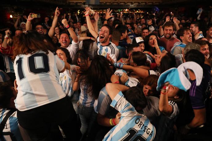 Argentina | Rajanje argentinskih navijačev po velikem uspehu ljubljencev na SP 2022. | Foto Reuters