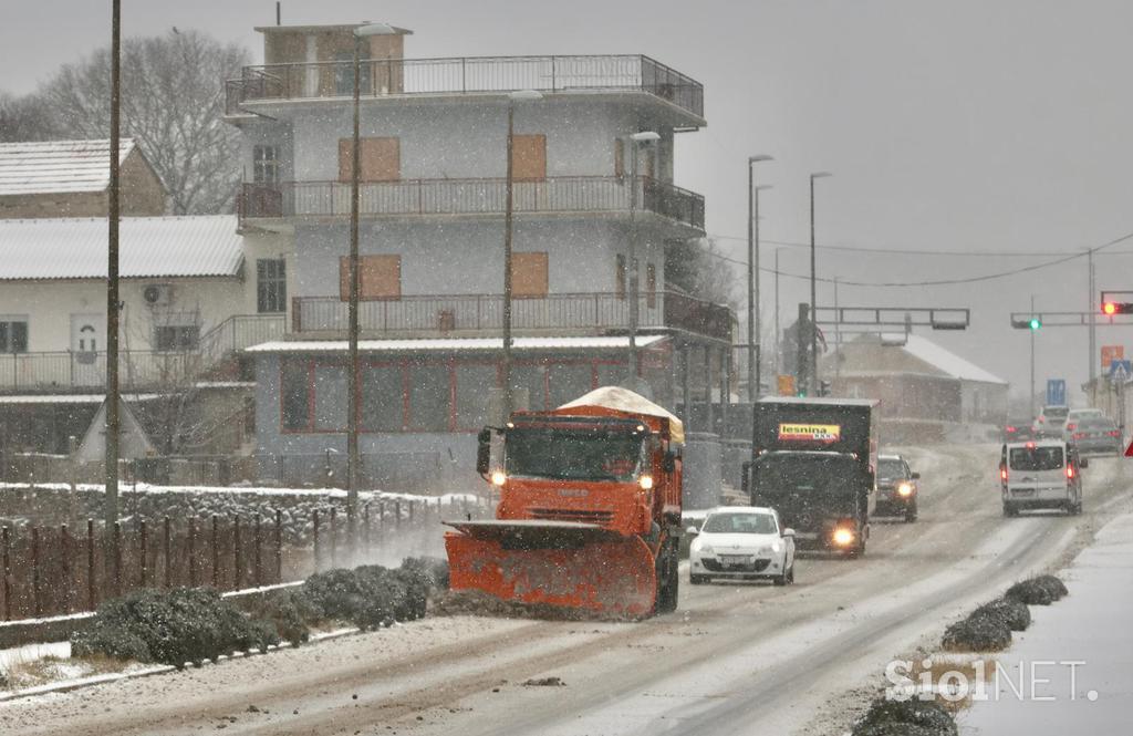 Sneg na Hrvaškem, Dicmo