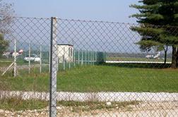 Letališče Cerklje ob Krki zaprto le za civilni promet