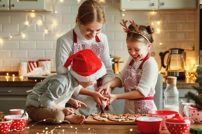 Piškoti, peka, prazniki, božič | Foto Shutterstock