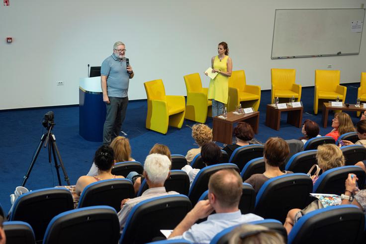 Doc. dr. Tit Albreht, dr. med., predstojnik Centra za zdravstveno varstvo na NIJZ | Foto: 