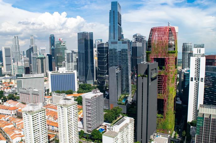 Singapur | Singapur ima 5,5 milijona prebivalcev, a le okrog 950 tisoč registriranih avtomobilov. Ti so rezervirani le za najbolj premožne.  | Foto Getty Images
