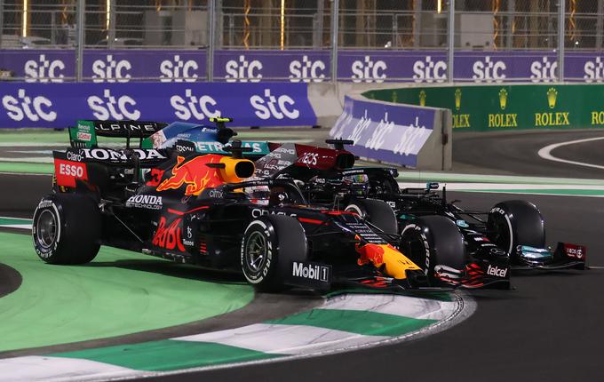 Verstappen Hamilton | Foto: Reuters