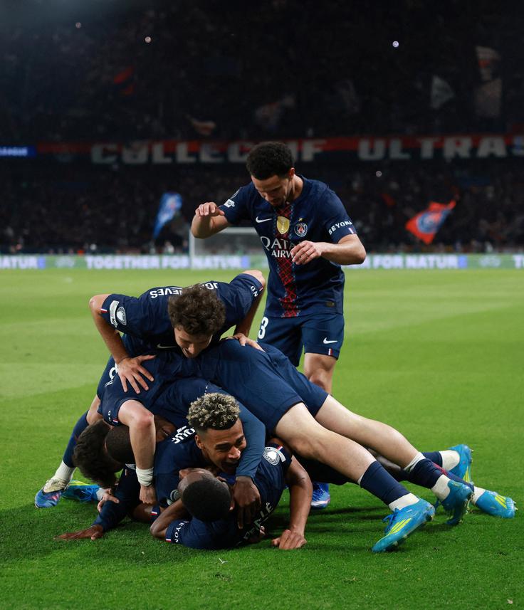 Evropski prvak je zatresel mrežo Bayerna kar petkrat. | Foto: Reuters