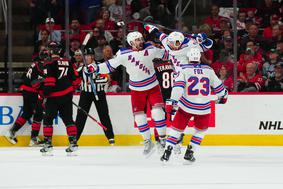 NY Rangers izločili Carolino, Vancouver povedel s 3:2