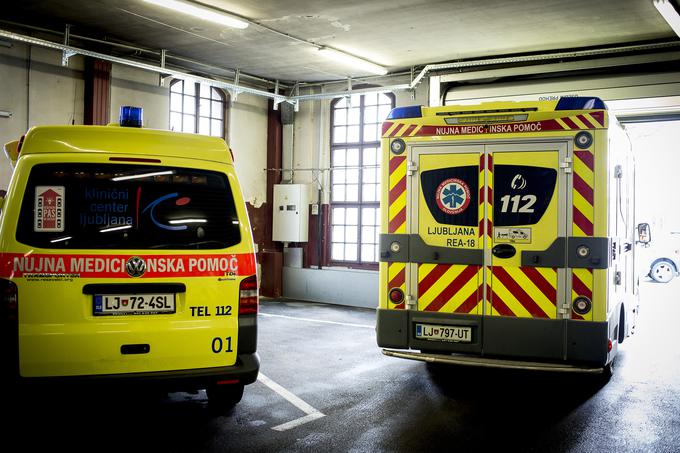 reševalec rešilec reševalno vozilo prva pomoč | Foto: Ana Kovač