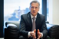 Golob: Živimo v težkih časih. Uvajamo aktivne rezervne sile.