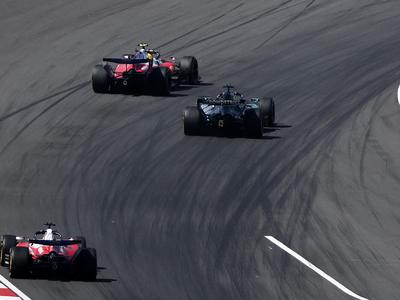 Najboljši šprint doslej: prehitevanja za vodstvo in zmaga za šest desetink