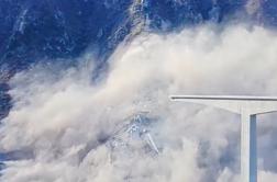 Trenutki katastrofe: na novo odprti most se je delno zrušil