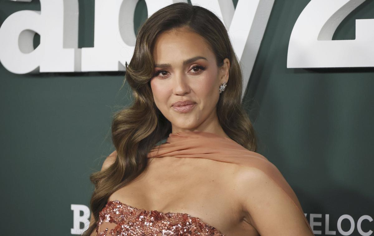 Jessica Alba | Slavna igralka si je v Mehiki privoščila oddih v družbi sina. | Foto Guliverimage