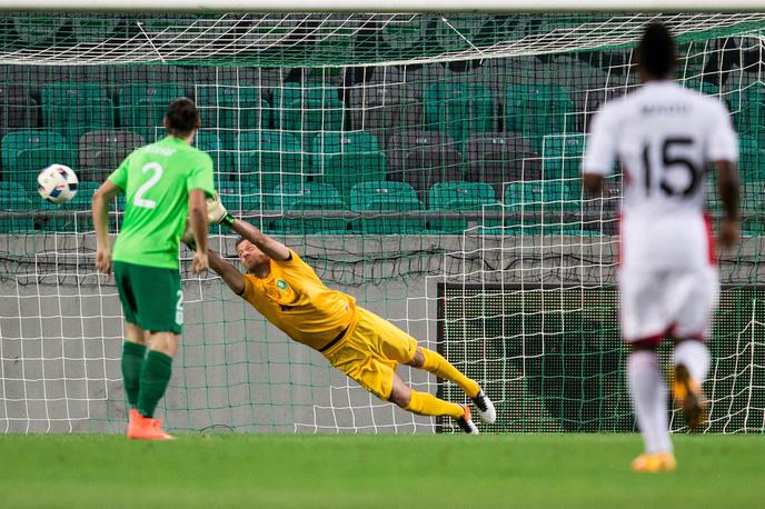 Olimpija Trenčin | Foto Vid Ponikvar