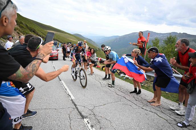 Vuelta Primož Roglič | Primož Roglič je kljub težavam s kolesom v cilj prišel skupaj z glavnino. | Foto Guliverimage