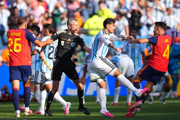 SP 2026 Leandro Paredes | Leandro Paredes in Eric Garcia | Foto Guliverimage
