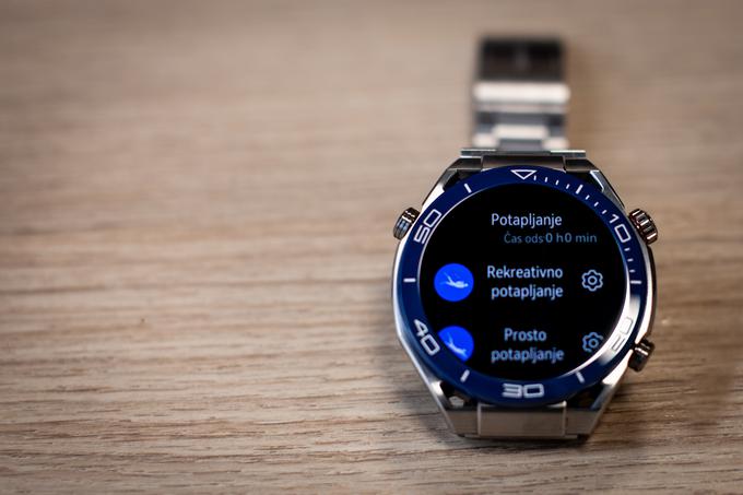 Posebnost pametne ure Huawei Watch Ultimate je podpora za vse oblike potapljanja, celo do globin, ki bodo večini izmed nas ostale nedosegljive. | Foto: Gaja Hanuna