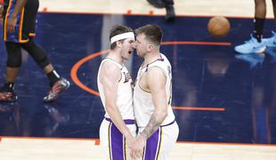 Ameriški mediji: LA Lakers ne želijo menjati Austina Reavesa