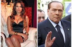 Berlusconi odprl vrata vile z "bunga bunga" zabavami
